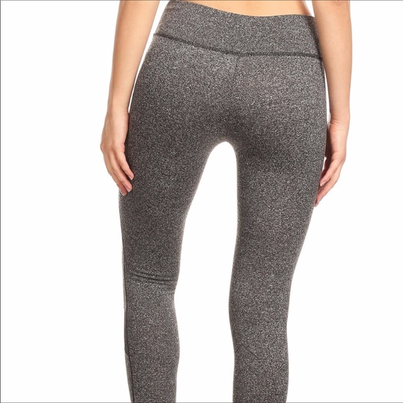 Gray & Black Mesh Detail Leggings S M L - Picture 3 of 4